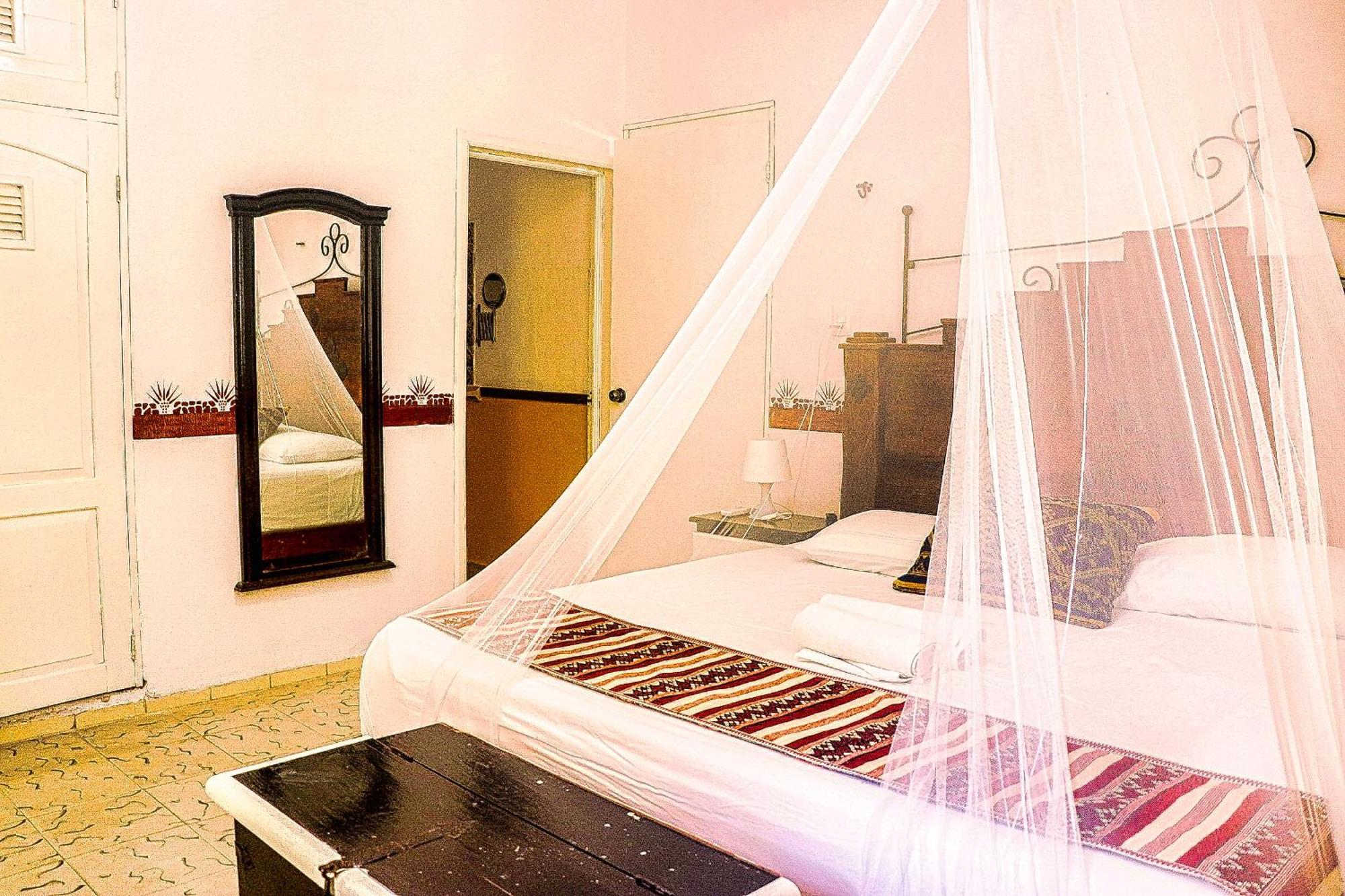 Hacienda Antigua Villa, 50M From Sandy Beach El Cuyo Dış mekan fotoğraf